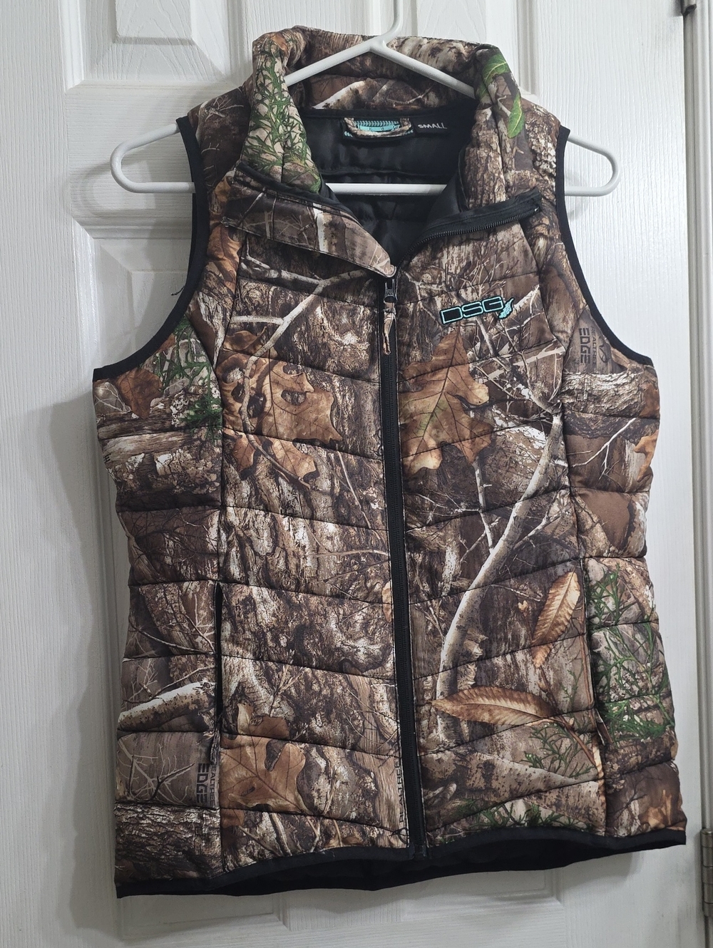 DSG Realtree Edge Camo Puffer Vest Women’s Small